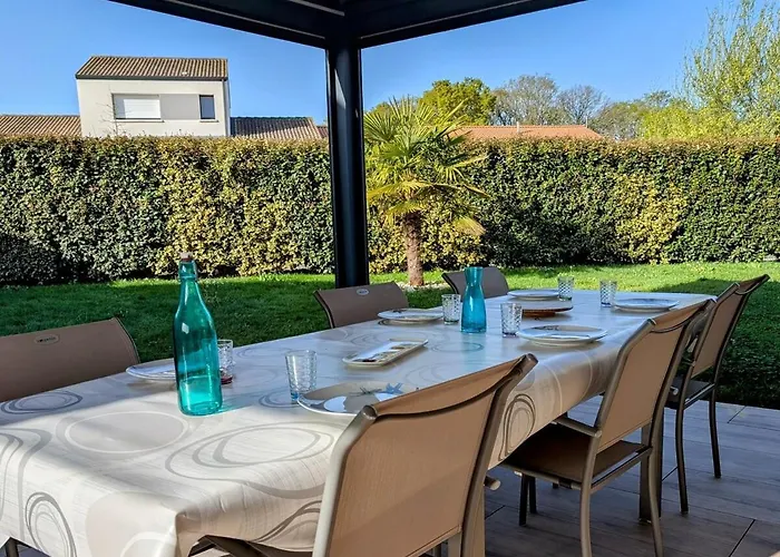 Les Merisiers - Maison Moderne Avec Jardin *