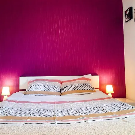 Les Merisiers - Maison Moderne Avec Jardin * ポルニック