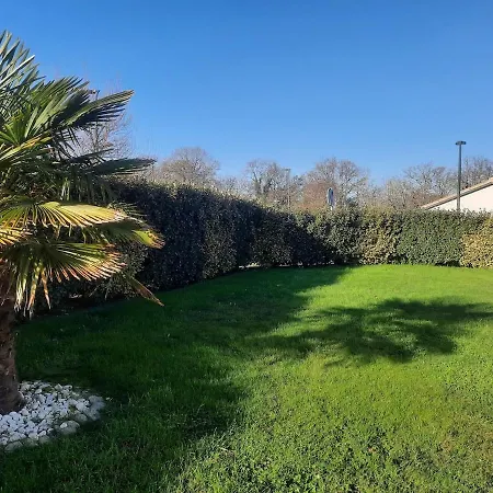 Les Merisiers - Maison Moderne Avec Jardin *