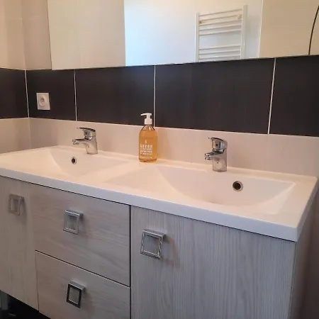 Les Merisiers - Maison Moderne Avec Jardin *