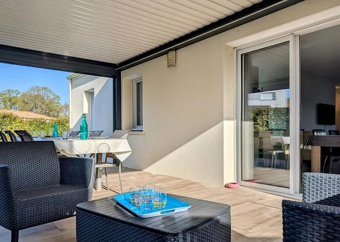 Les Merisiers - Maison Moderne Avec Jardin